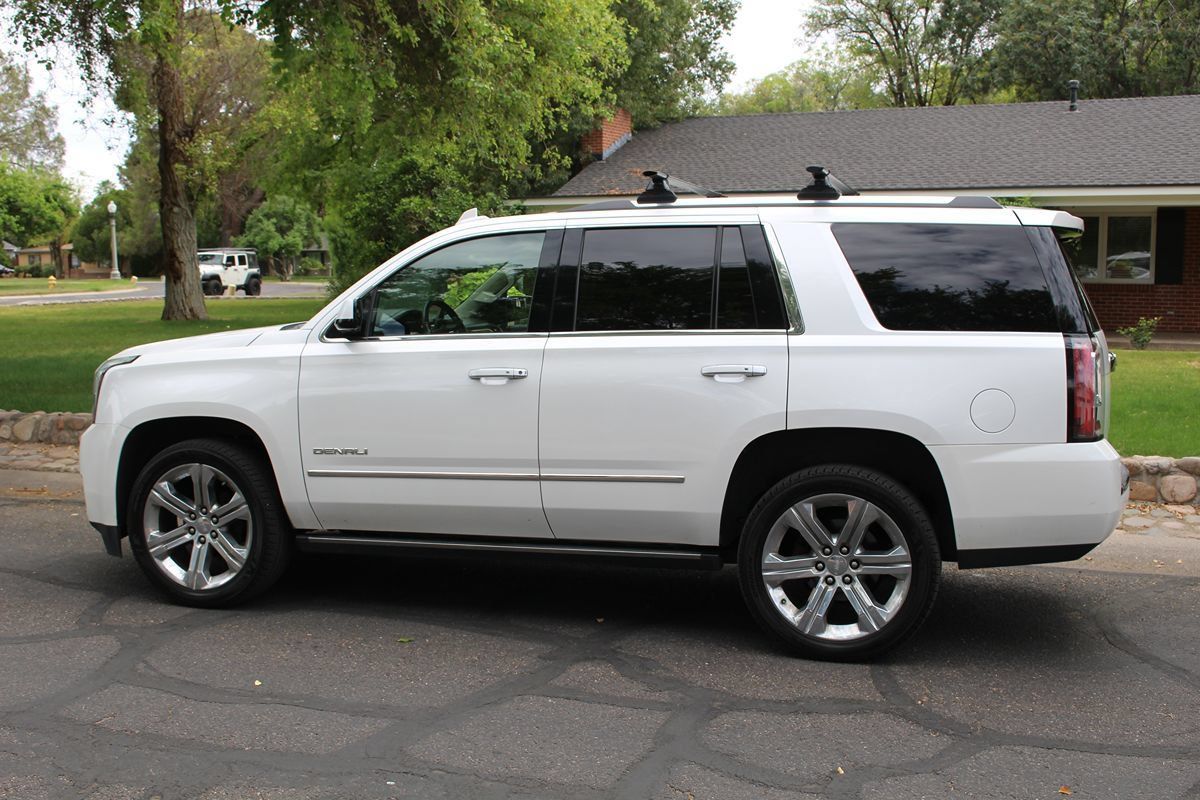 Used 2017 GMC Yukon Denali w/ Open Road Package AWD/4WD image 42