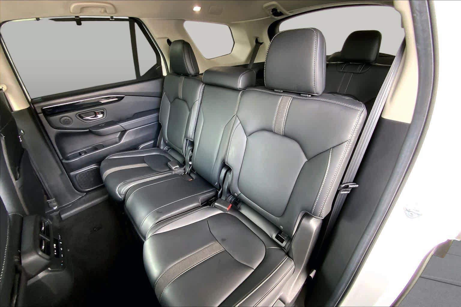 Used 2025 Honda Pilot EX-L image 21