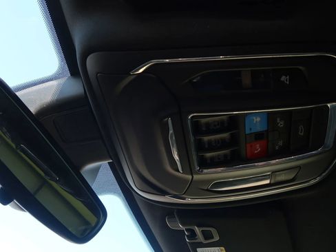 Used 2024 Jeep Grand Cherokee Limited 4xe image 40