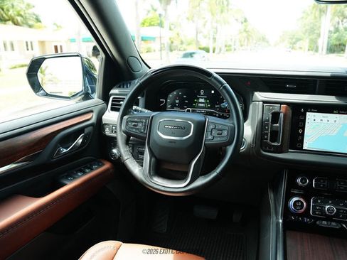 Used 2023 GMC Yukon Denali Ultimate AWD/4WD image 59