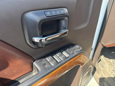 Used 2016 Chevrolet Silverado 2500 High Country w/ High Country Premium Package AWD/4WD image 13