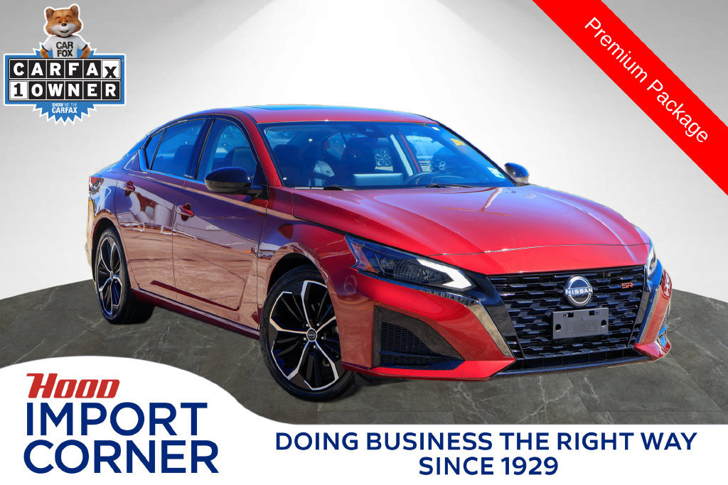 Used 2023 Nissan Altima 2.5 SR w/ SR Premium Package FWD image 1