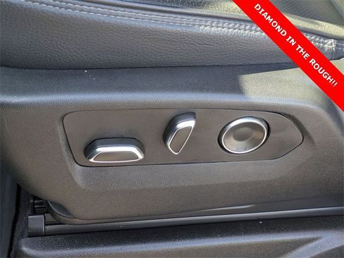 Used 2024 GMC Yukon Denali image 27