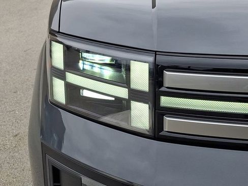 New 2026 Hyundai Santa Fe SE image 9