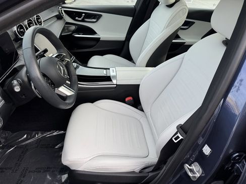 Used 2024 Mercedes-Benz C 300 Sedan image 16