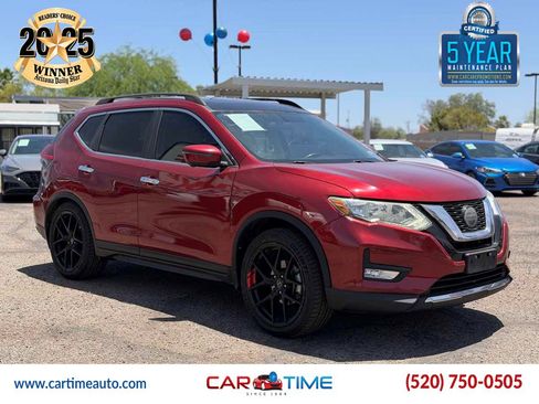 Used 2018 Nissan Rogue SV w/ Sun & Sound Touring Package FWD image 3