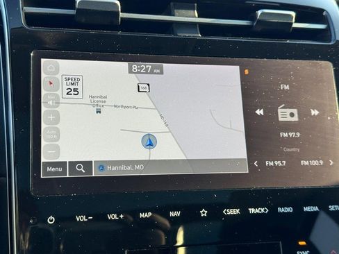 Used 2024 Hyundai Tucson Limited image 21