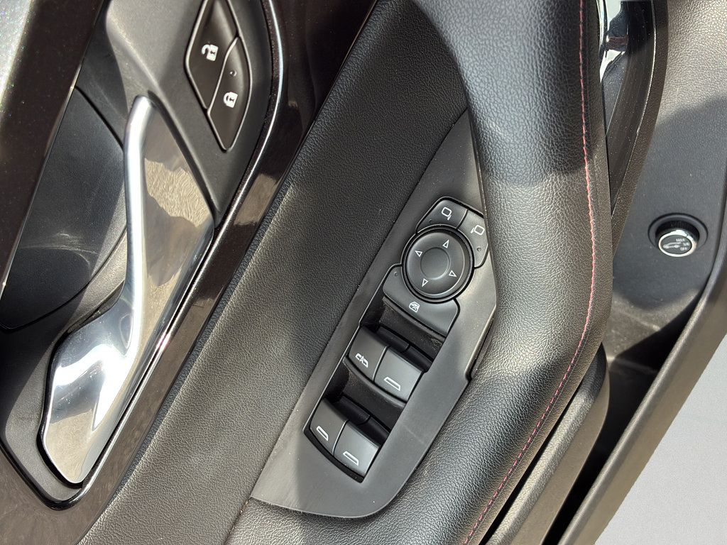 Used 2020 Chevrolet Blazer RS w/ LPO, Floor Liner Package FWD image 21
