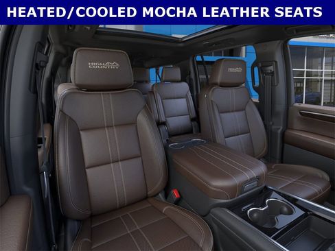 New 2026 Chevrolet Suburban High Country image 4