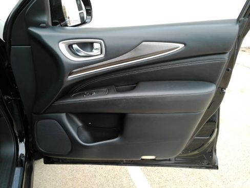 Used 2019 INFINITI QX60 Luxe image 19