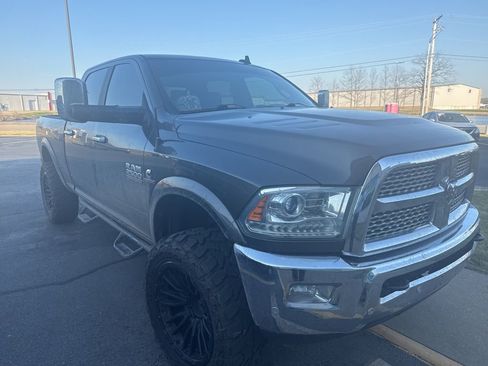 Used 2018 RAM 2500 Laramie image 4