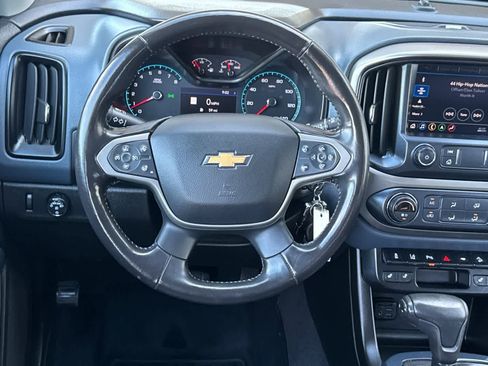 Used 2021 Chevrolet Colorado Z71 w/ Safety Package AWD/4WD image 14