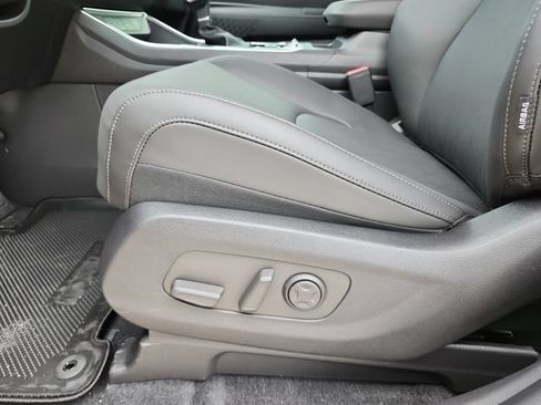 New 2026 Kia Carnival SX w/ SX Dark Edition Package FWD image 25