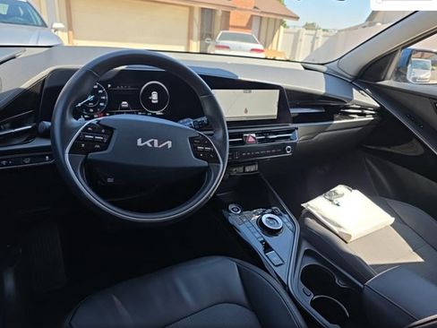 Used 2023 Kia Niro Wind FWD image 6