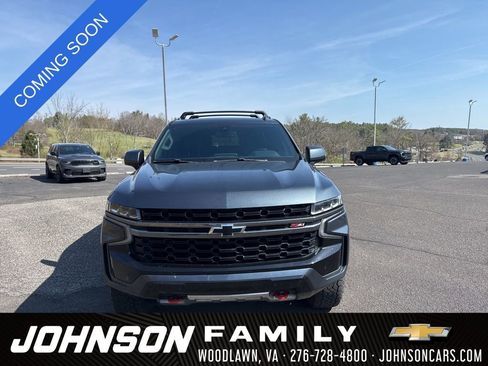 Used 2021 Chevrolet Tahoe Z71 w/ Luxury Package image 2