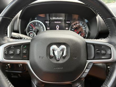 Used 2022 RAM 1500 Big Horn AWD/4WD image 17