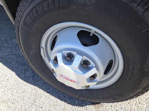 New 2026 GMC Sierra 3500 Pro w/ Convenience Package image 12