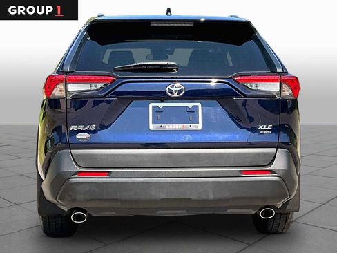 Used 2023 Toyota RAV4 XLE w/ Convenience Package AWD/4WD image 5