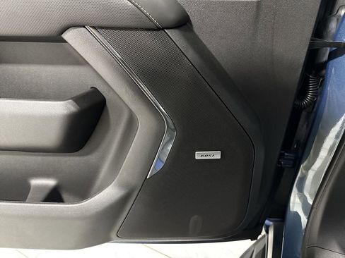 New 2026 Chevrolet Suburban Premier image 25