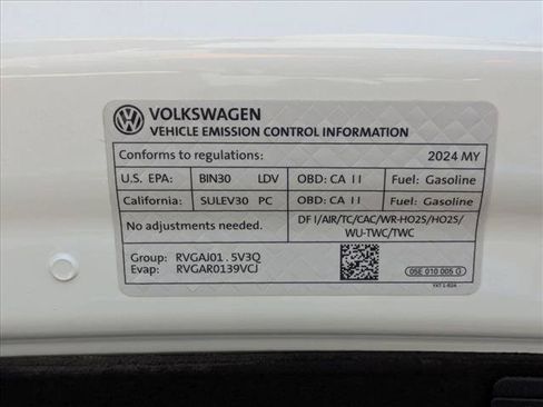 Used 2024 Volkswagen Jetta SEL FWD image 23
