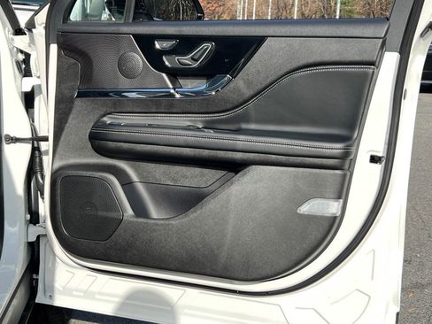 New 2026 Lincoln Corsair Premiere image 7