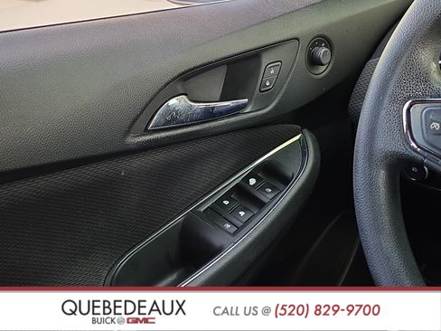 Used 2018 Chevrolet Cruze LT w/ Redline Edition FWD image 12