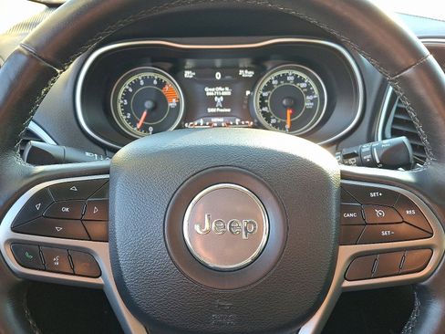 Certified 2019 Jeep Cherokee Limited image 19