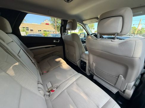 Used 2018 Dodge Durango SXT w/ Quick Order Package 2BB RWD image 11