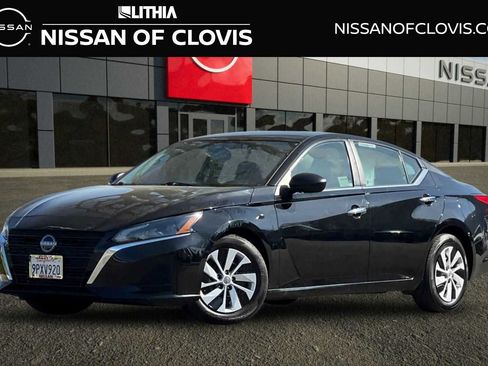 Used 2025 Nissan Altima 2.5 S image 1