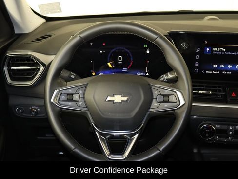 Used 2024 Chevrolet TrailBlazer LT w/ Convenience Package FWD image 7