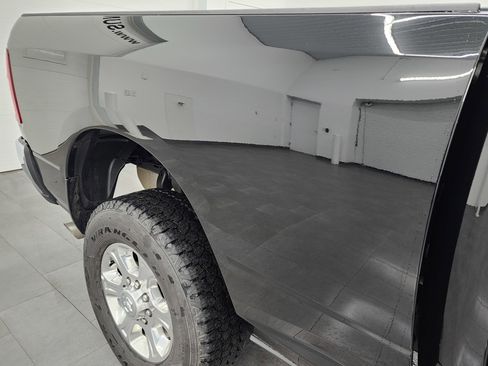 Used 2024 RAM 2500 Big Horn image 25