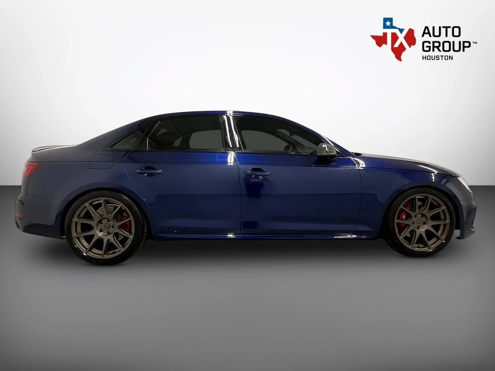 Used 2019 Audi S4 Premium Plus w/ Premium Plus Package AWD/4WD image 8