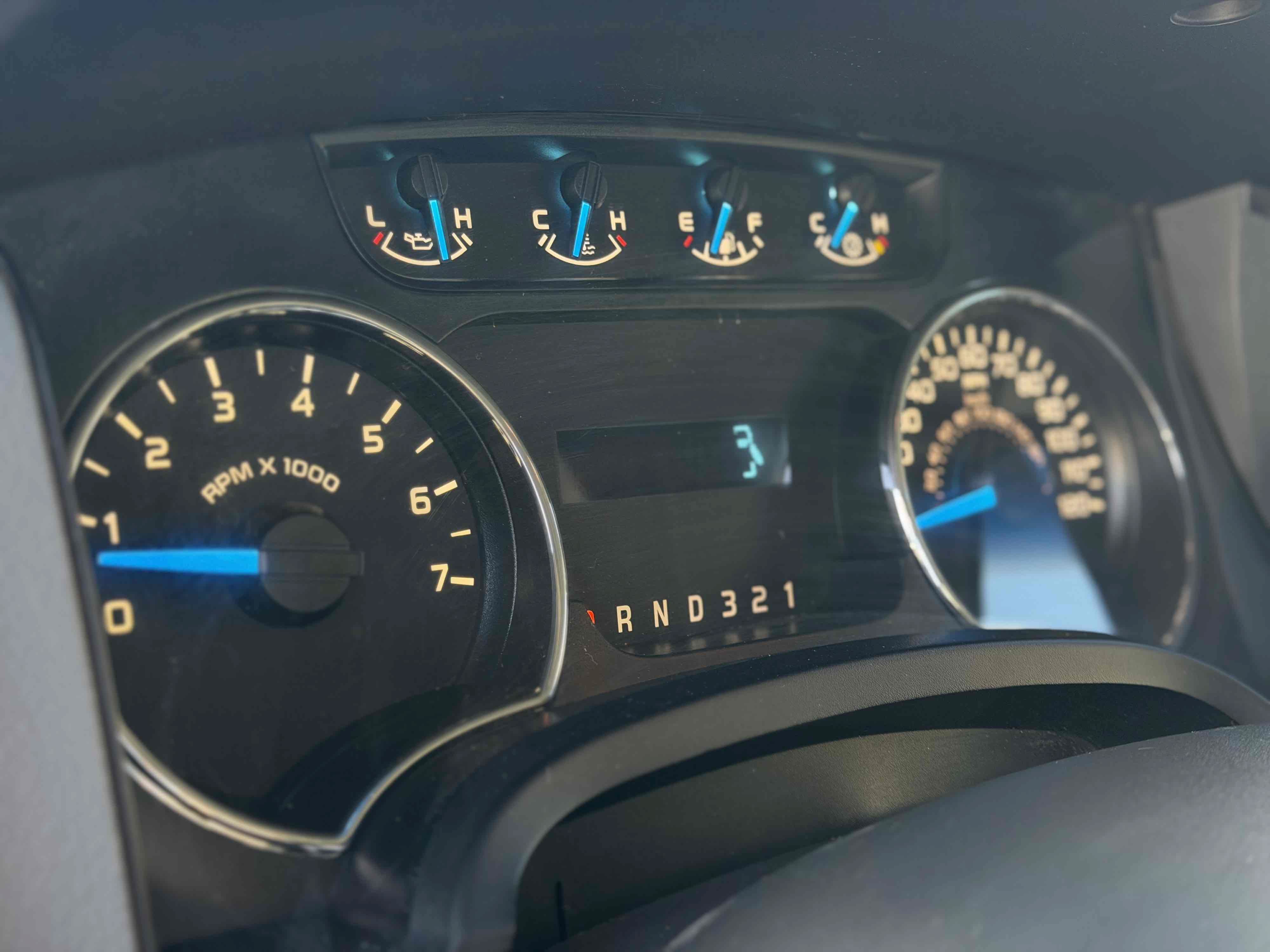 Used 2014 Ford F150 XLT AWD/4WD image 24