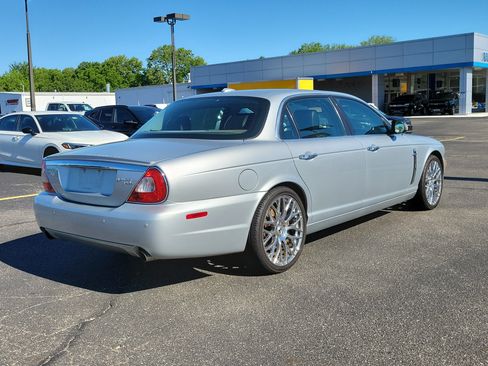 Used 2008 Jaguar XJ8 L RWD image 4