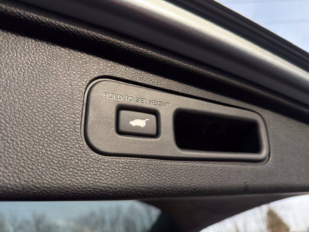 Certified 2026 Honda Odyssey Elite image 24