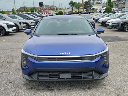 New 2026 Kia K4 FWD image 2