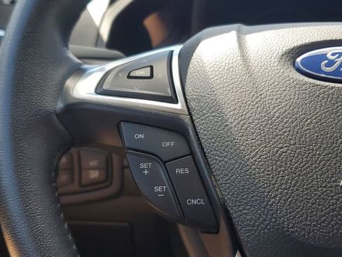 Used 2024 Ford Edge Titanium image 15