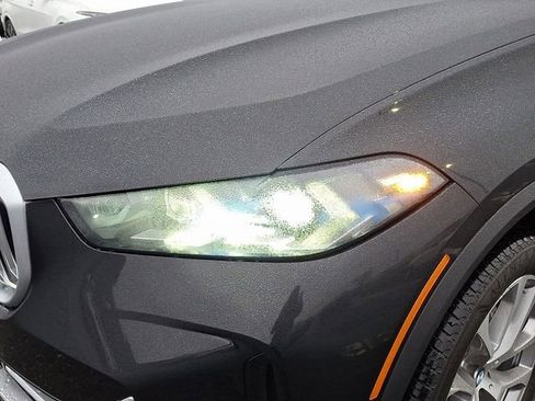 Certified 2025 BMW X5 xDrive40i w/ Executive Package image 9