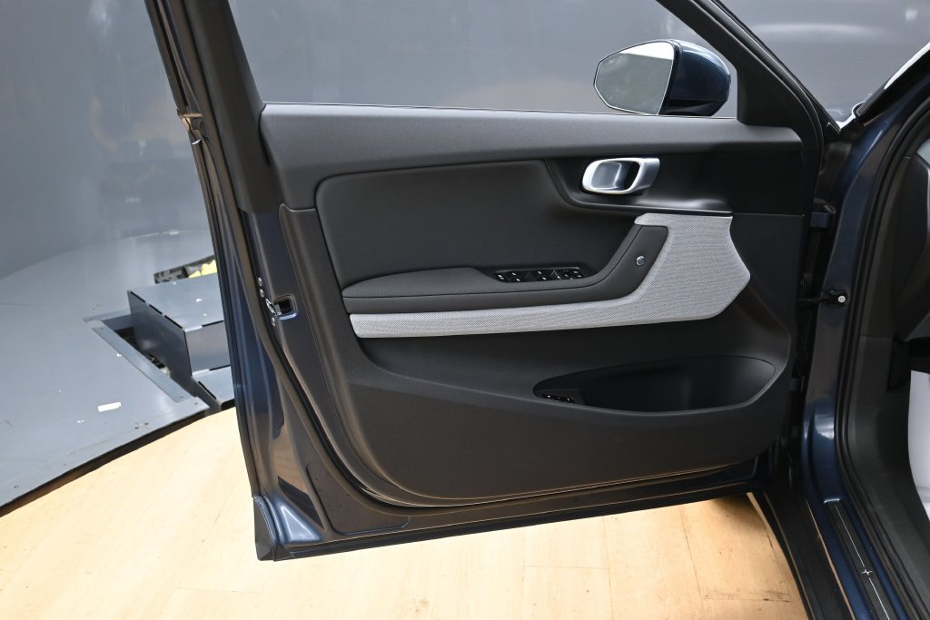 Used 2024 Polestar Polestar 2 AWD/4WD image 31