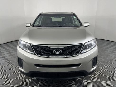 Used 2014 Kia Sorento LX image 14