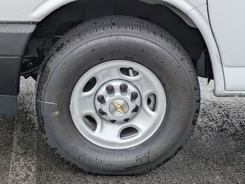 New 2025 Chevrolet Express 2500 w/ Driver Convenience Package image 11