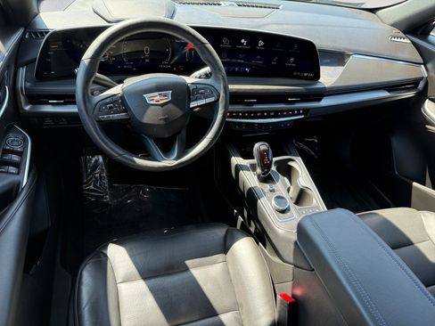 Used 2024 Cadillac XT4 Sport FWD image 15