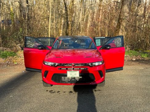 Used 2024 Dodge Hornet R/T Plus image 19