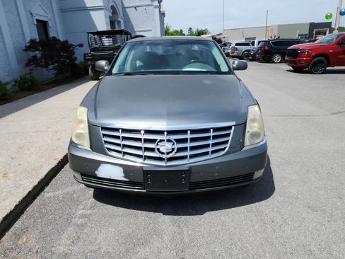 Used 2007 Cadillac DTS Performance FWD image 8