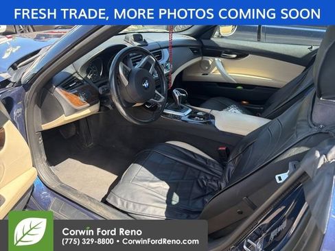 Used 2013 BMW Z4 sDrive28i RWD image 11