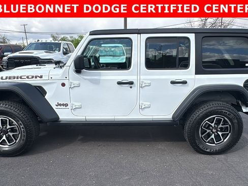Used 2024 Jeep Wrangler Unlimited Rubicon AWD/4WD image 8