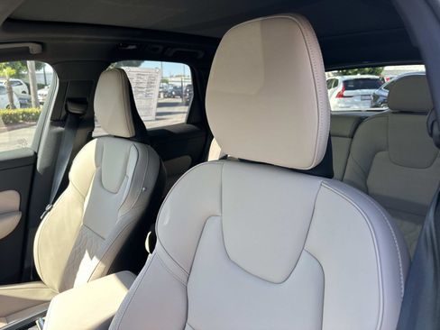 Certified 2026 Volvo XC60 B5 Plus w/ Protection Package Premier image 19