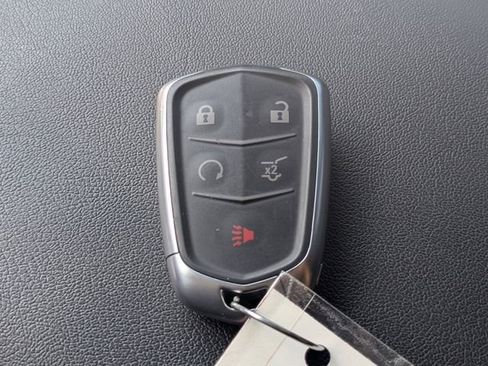 Used 2023 Cadillac XT6 Premium Luxury w/ Technology Package image 38