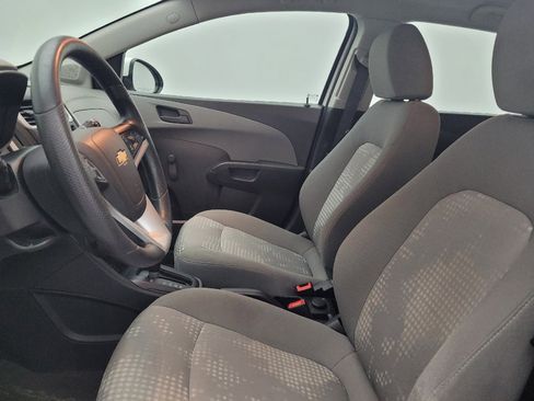 Used 2020 Chevrolet Sonic LT FWD image 17