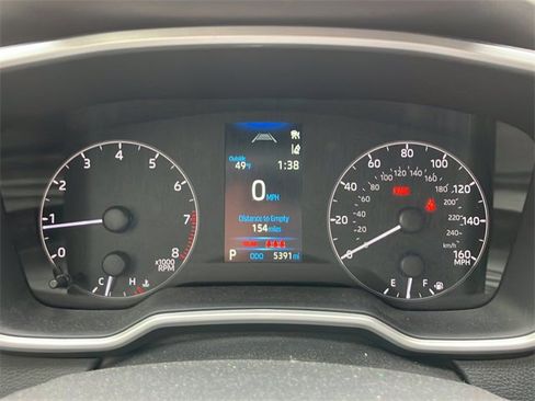Used 2025 Toyota Corolla SE image 18